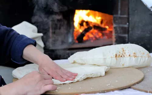 Aroma a pan y tradiciones: el arte de hacer pan en Cerdeña