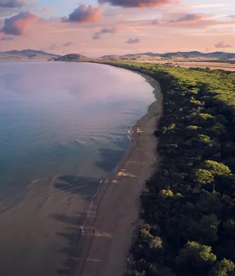 Spiaggia Toscana al tramonto