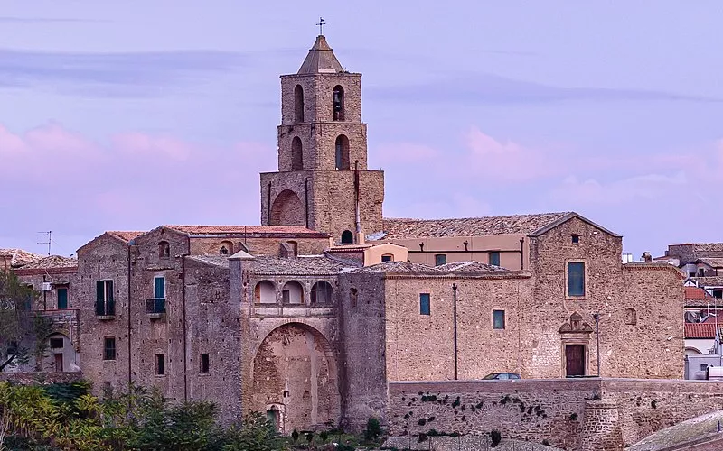 Il culto della Croce nelle feste tradizionali lucane