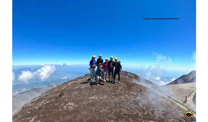 Excursión a la cima del Etna Norte en 4x4 + regreso a pie