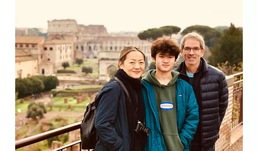 Colosseo, Arena, Foro Romano e Palatino + Tour guidato semi-privato