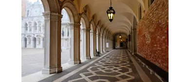Doge's Palace: Fast Track Entry