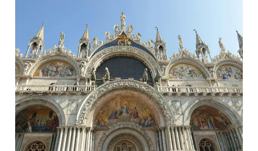 Doge’s Palace & St. Mark’s Basilica: Early Entrance Guided Tour