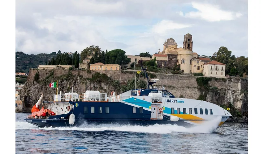 Äolische Inseln: Fährüberfahrt von Vulcano nach Lipari