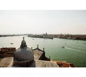 Venezia: Tour guidato in barca sul Canal Grande + ingresso al campanile di San Giorgio Maggiore