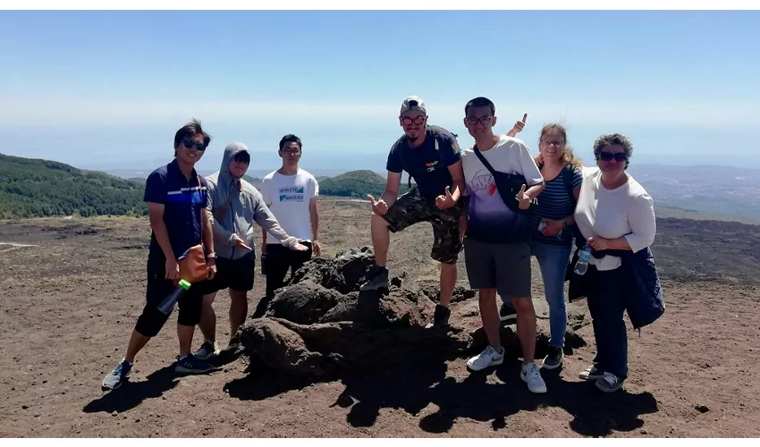 Monte Etna: Excursión guiada de un día desde Taormina + Traslado de ida y vuelta