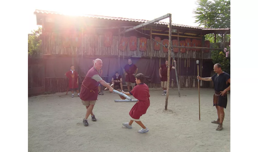 Museo della Scuola dei Gladiatori Roma: Biglietto d'ingresso + 2 ore di formazione sui gladiatori