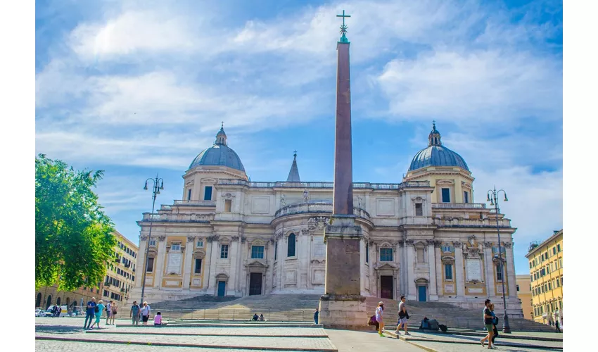 Roma: Tour guidato delle tre Basiliche Papali e della Scala Santa