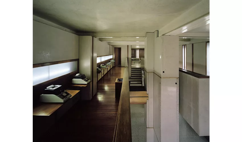 Negozio Olivetti: Entrada