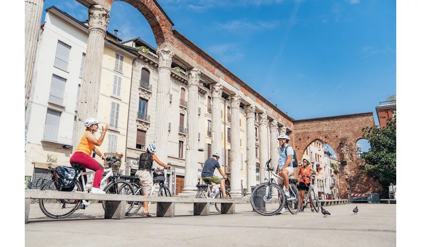 Milano: Tour in E-Bike dei punti salienti della città