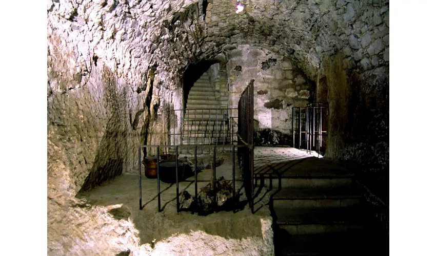 Cave System Pozzo della Cava