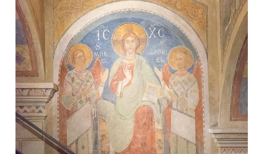 Sant'Agnese in Agone y Cripta: Entrada acompañada