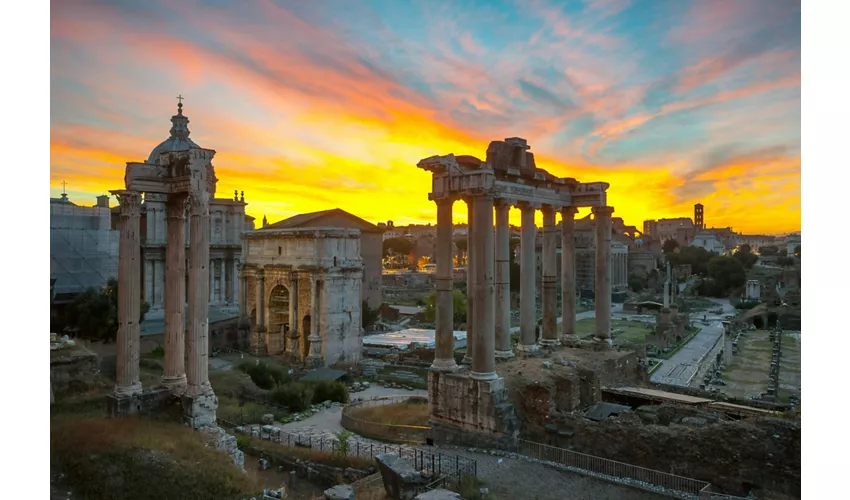 Coliseo y Cárcel Mamertina + Tour guiado en grupo pequeño