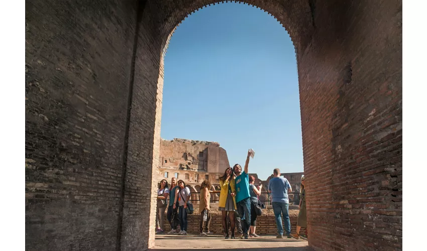 Coliseo, Arena, Foro Romano y monte Palatino + Tour guiado