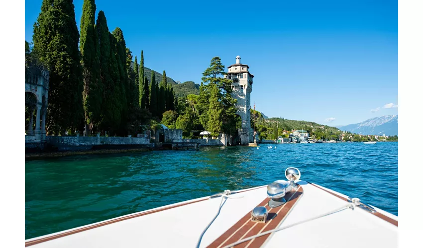 Lago de Garda: excursión de 4 horas en barco desde Sirmione