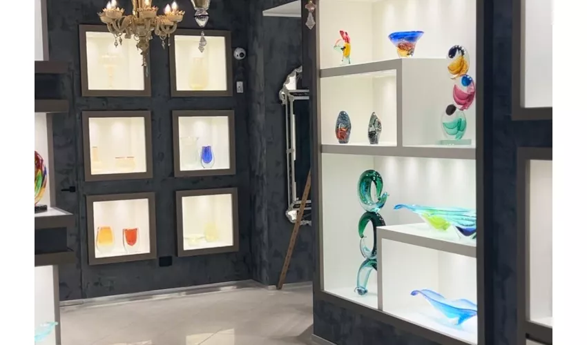 Murano: Dimostrazione di soffiatura artistica del vetro con regalo di vetro