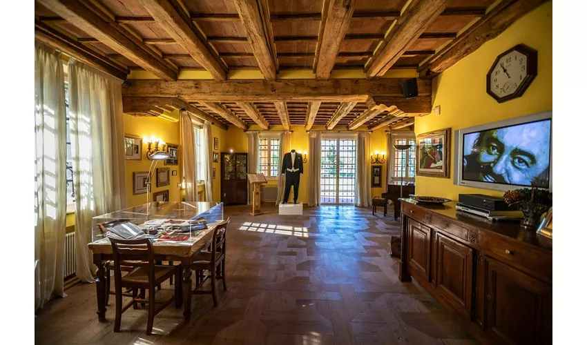 Casa Museo Luciano Pavarotti: Entrada