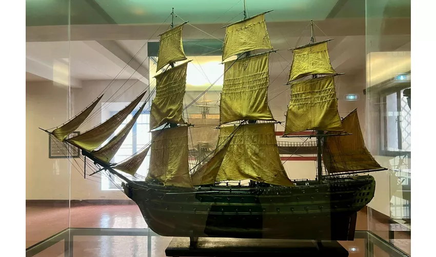 Museo de Historia Naval y Submarino Enrico Dandolo: Entrada + Audioguía