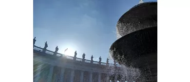 St. Peter's Basilica: Guided Tour + Vatican Grottoes Access