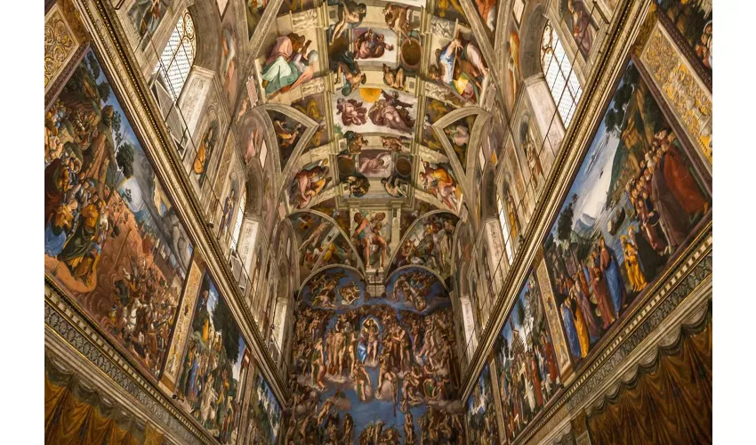 Museos Vaticanos y Coliseo