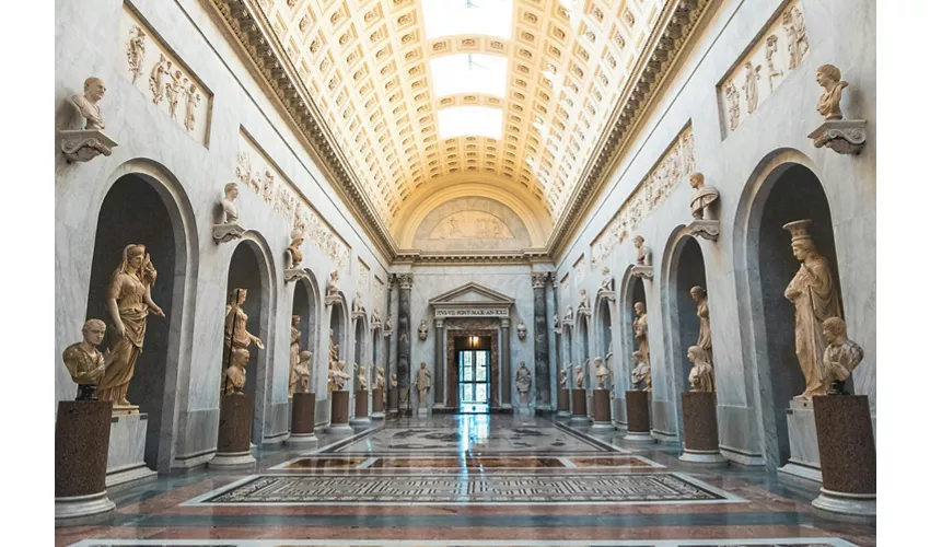 Musei Vaticani e Basilica di San Pietro: Biglietto Fast Track + Visita guidata