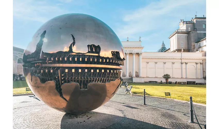 Vatican Museums: Fast Track Ticket + Guided Tour