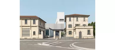 Fundación Prada Milán: Entrada