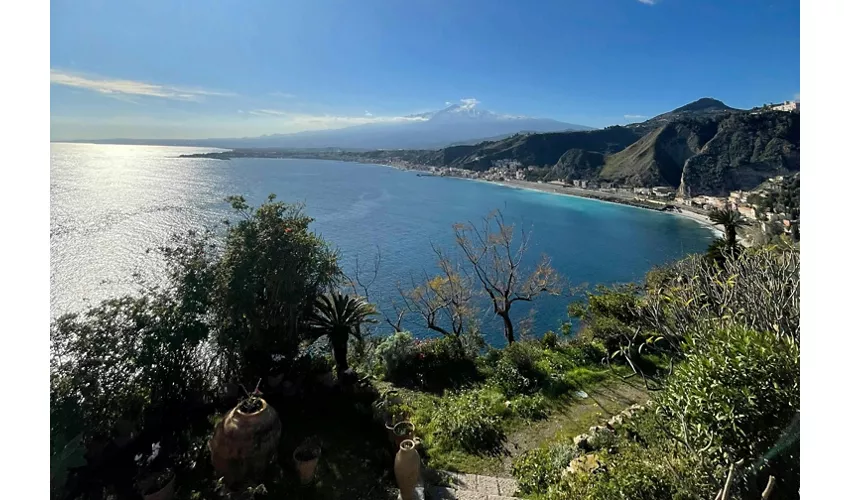 Jardines de Naxos, Taormina y Castelmola: Visita guiada + Traslados desde Catania