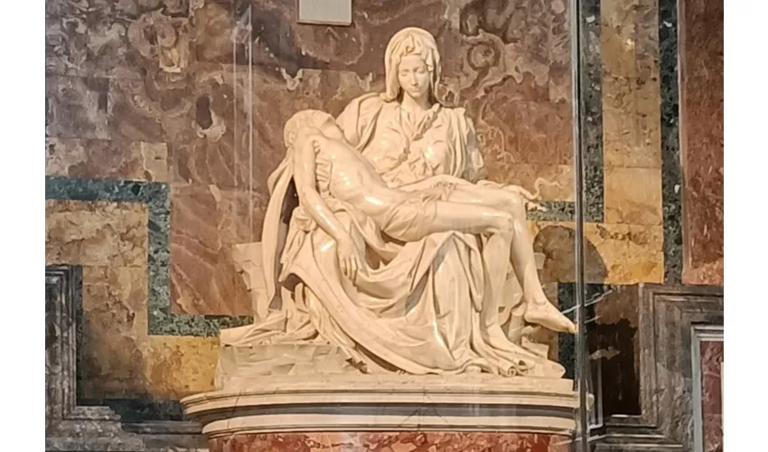 St. Peter's Basilica: Guided Tour + Dome Access