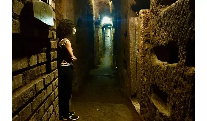 Catacombe romane: Tour guidato espresso per piccoli gruppi con trasferimento