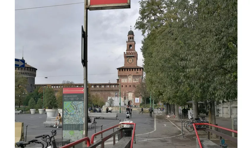 Castello Sforzesco: Guided Tour + Pietà Rondanini