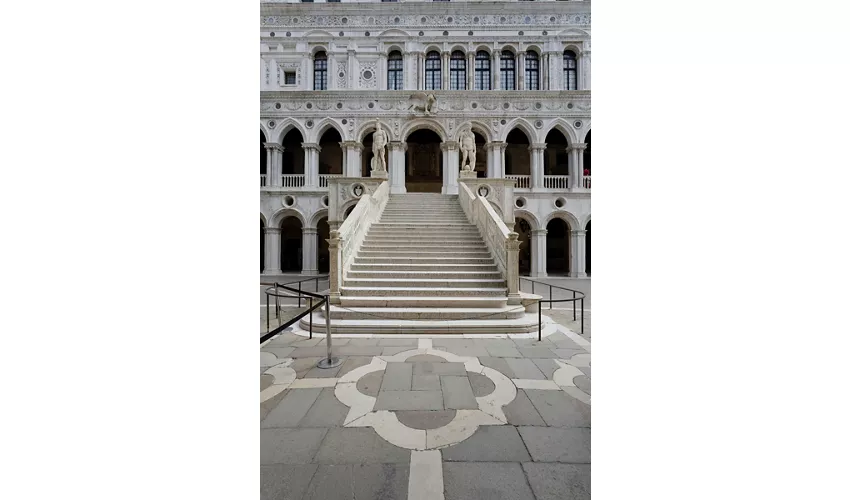 Doge's Palace: Fast Track Entry