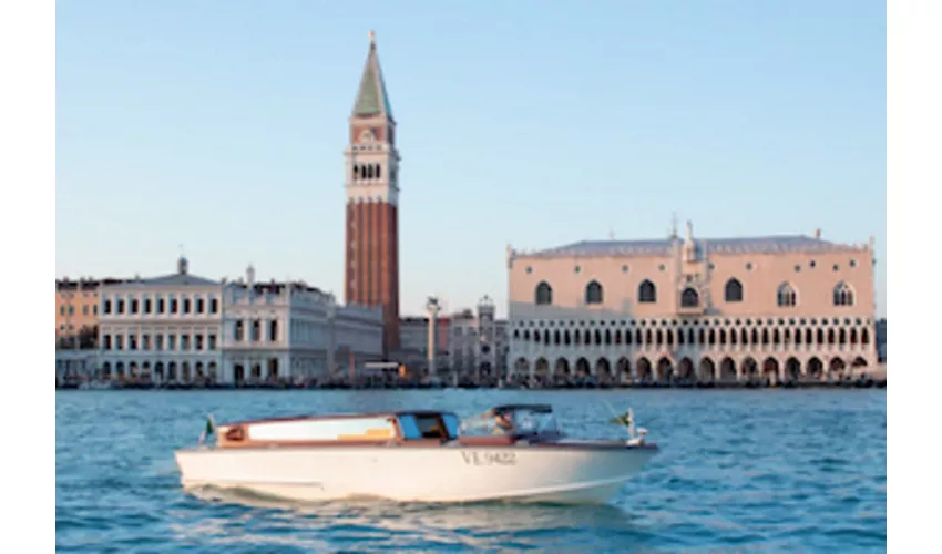 Venice Water-Taxi: Santa Lucia Train Station to Hotel