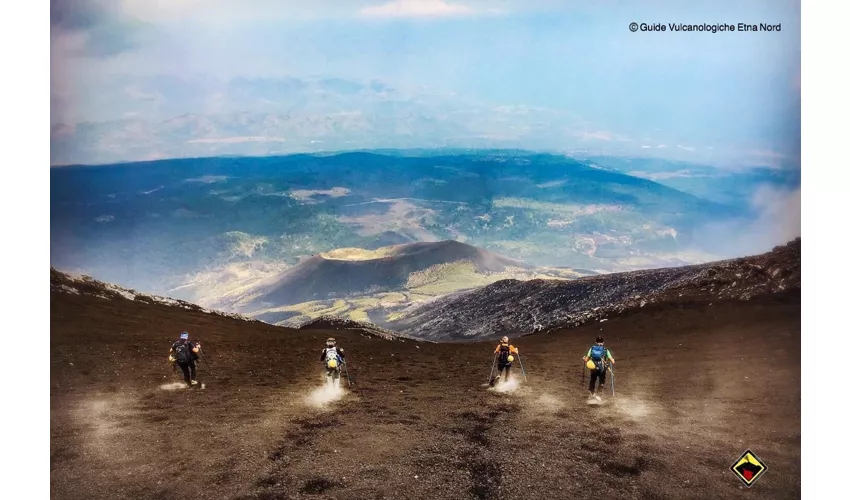 Excursión a la cima del Etna Norte en 4x4 + regreso a pie