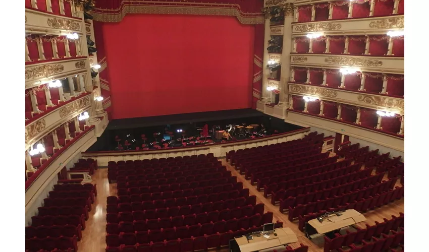 Teatro alla Scala: Tour guiado + Entrada de acceso rápido