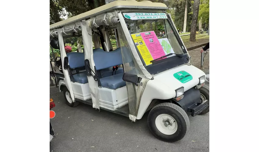 Giardini di Villa Borghese in Golf Cart