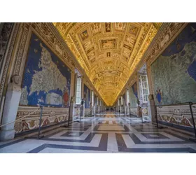 Vatican Museums & Sistine Chapel: Small Group Guided Tour
