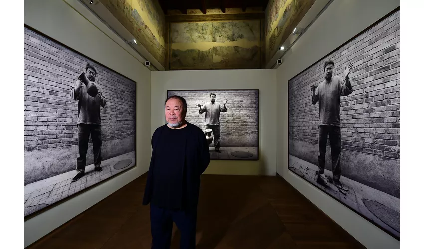 Palazzo Fava: "Mostra "Louise Nevelson