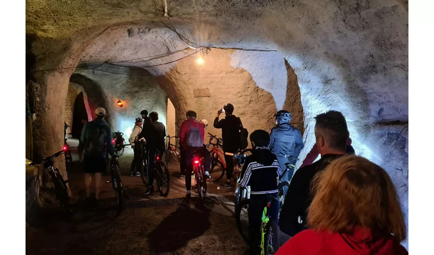 Via Appia e Metropolitana romana: un'avventura in e-Bike