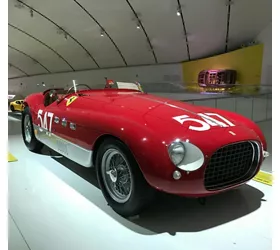 Musée Enzo Ferrari de Modène : Billet d'entrée