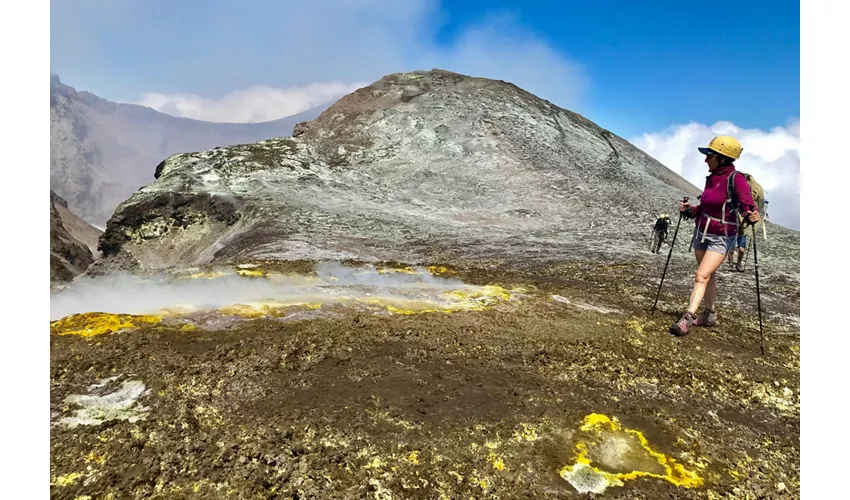 Excursión a la cima del Etna Norte en 4x4 + regreso a pie