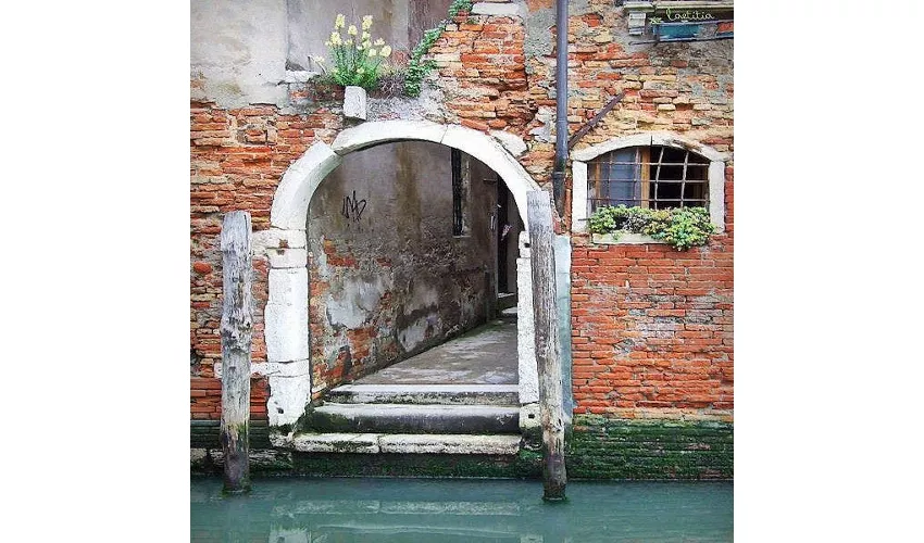 Venice Rialto & Jewish Quarter: Guided Walking Tour