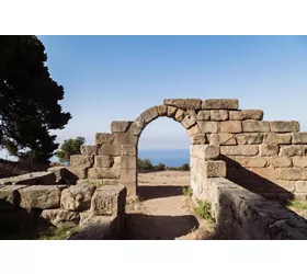 Zona arqueológica de Tíndaris y teatro antiguo