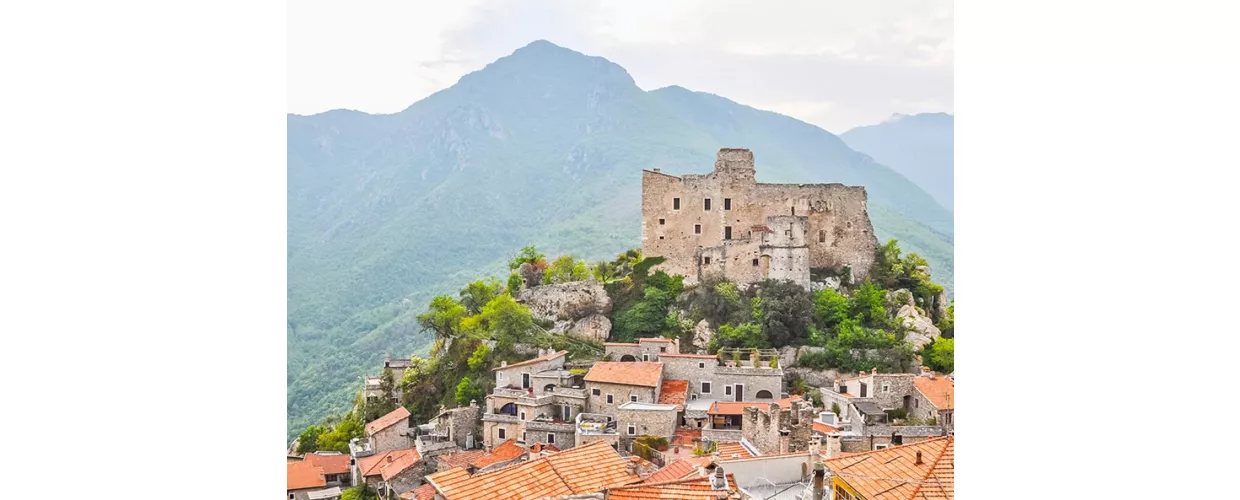 Castelvecchio di Rocca Barbena