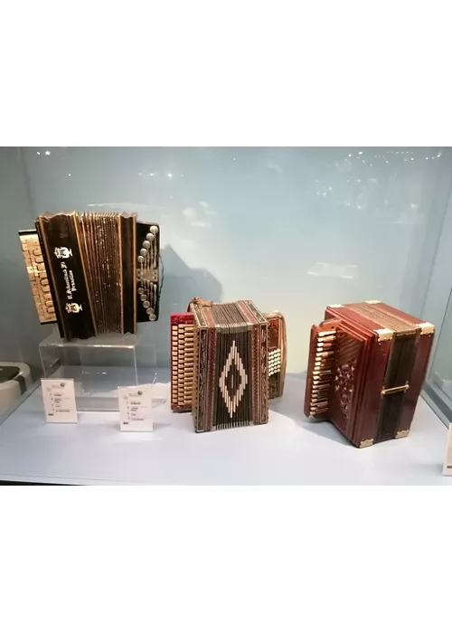 As casas e os lugares da música