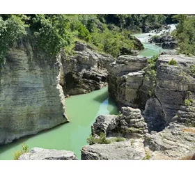 Die Marmitte dei Giganti: die geheime Schlucht von Fossombrone