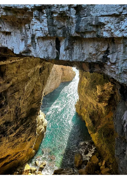 Eine Route entlang der Riviera des Odysseus zwischen römischer Geschichte und Mittelalter