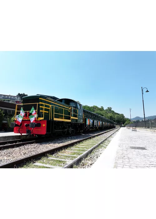 Le carrozze panoramiche del Lago d’Iseo