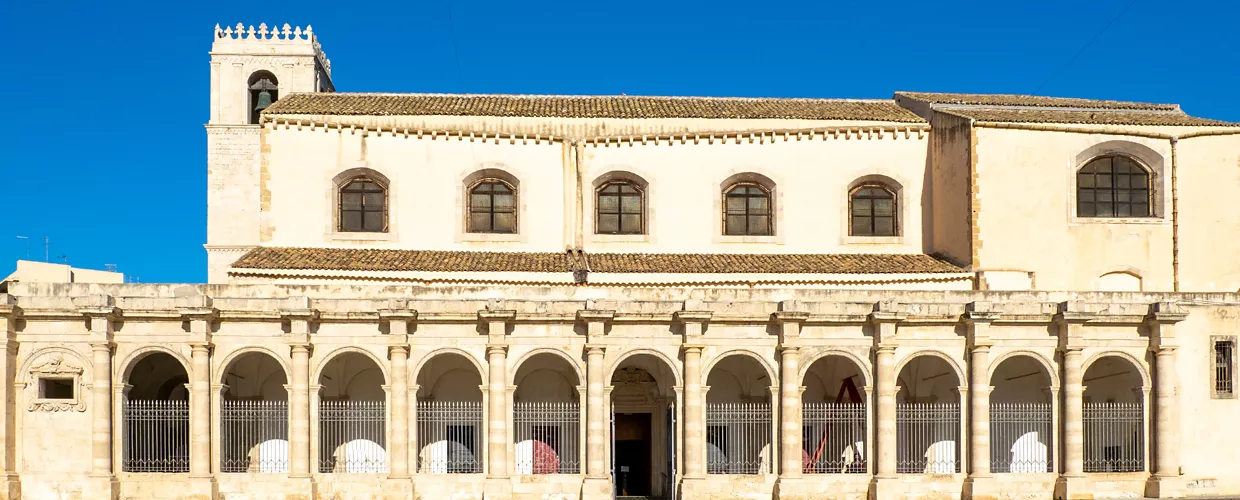 Basilica di S. Lucia al Sepolcro