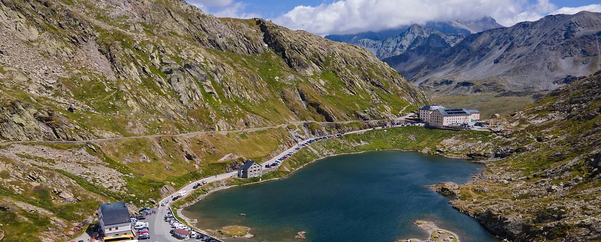 Colle del Gran S. Bernardo nelle Alpi Pennini